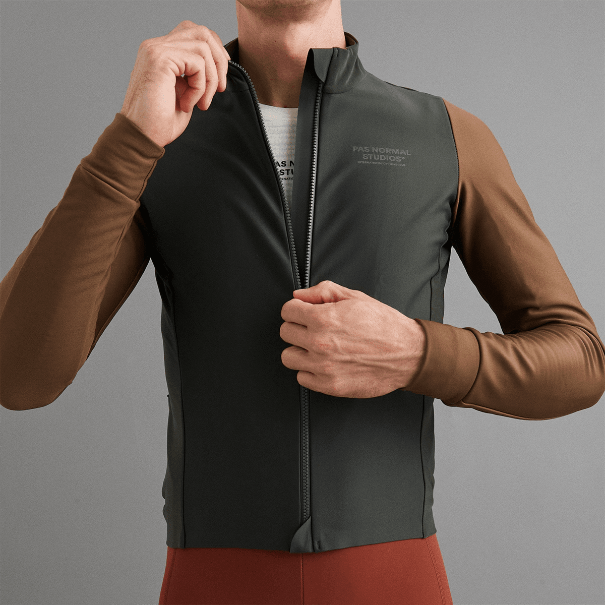 Pas Normal Studios - Men's Mechanism Thermal Long Sleeve Jersey - Herren Radtrikot langarm - Dark Olive/Army Braun